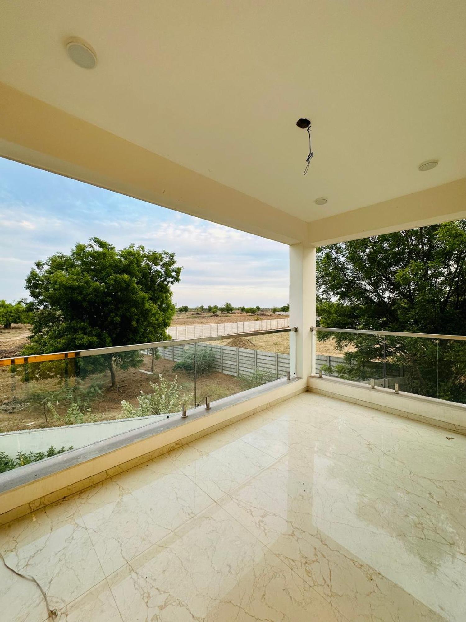 Karmabhumi 1 Villa Satej Exterior photo
